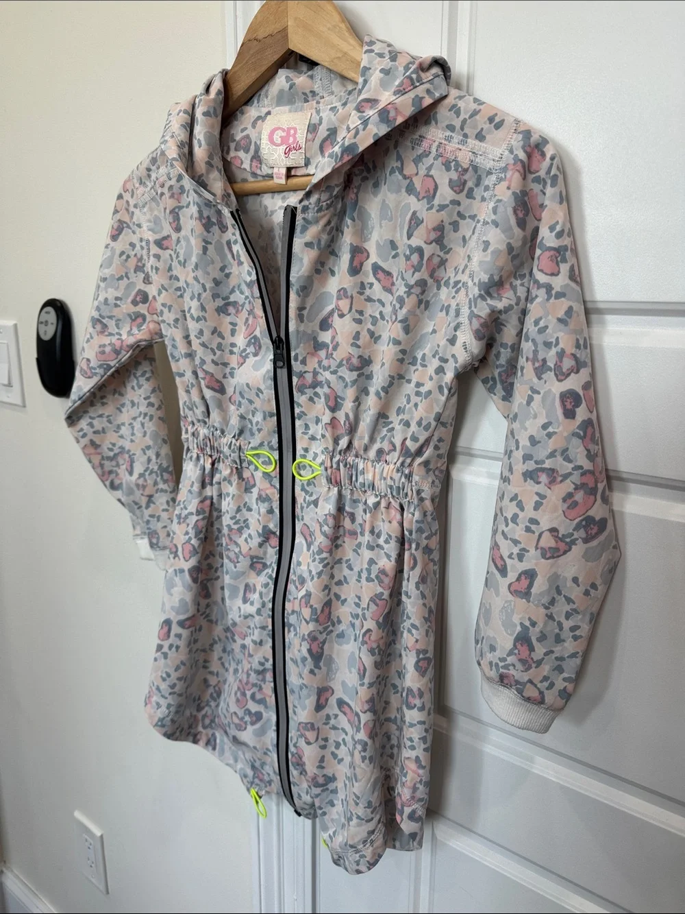 Gianni Bini Girls Gray Leopard Cheetah Animal Print Active Wear Light Jacket, L